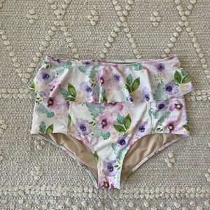 kortni jeane peplum bottoms!!